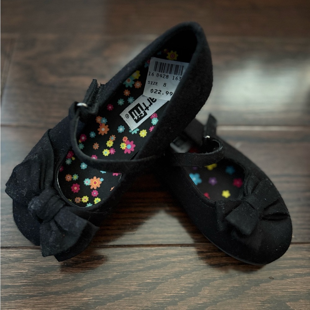 Smart Fit Black Dress Shoes with Strap - Size 8